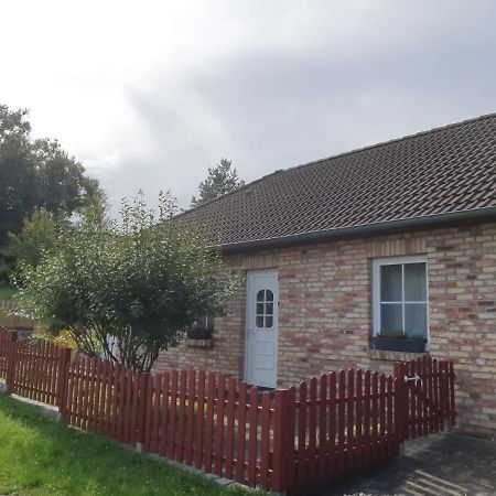 Ferienwohnungen Ruegen-Glueck Lohme Exterior foto